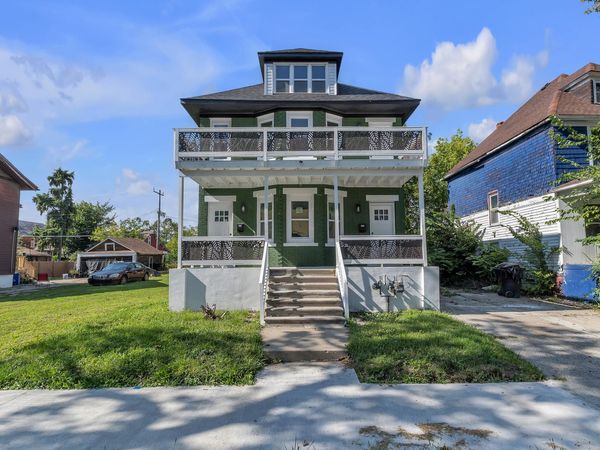 2672 Columbus Street, Detroit, MI 48206