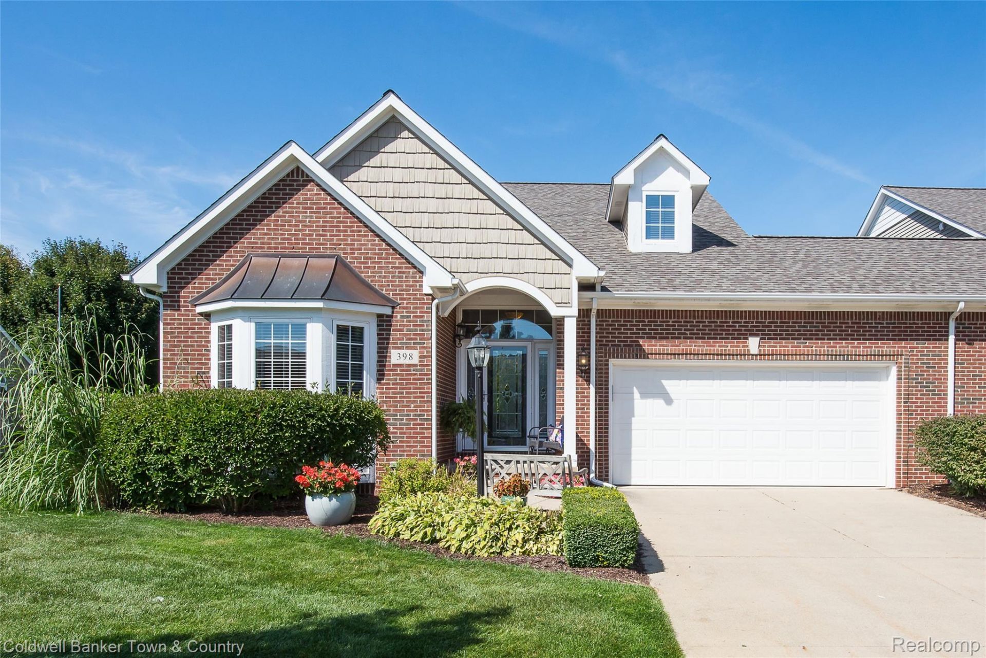 398 Delmar Court, Highland Township, Mi 48357 Main Photo