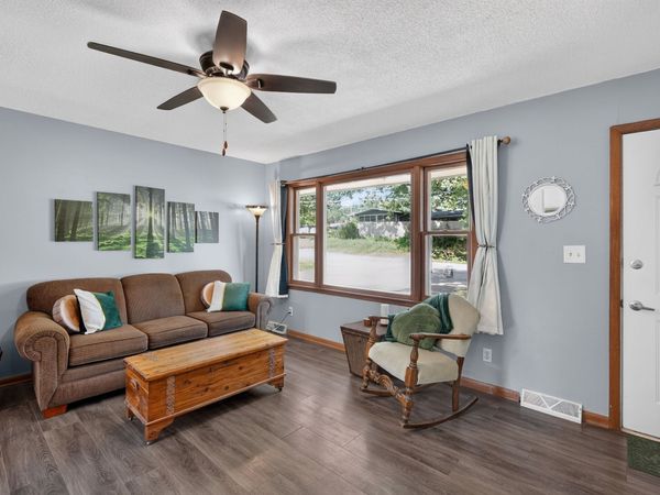 1500 Hackley Avenue , Des Moines, IA 50315