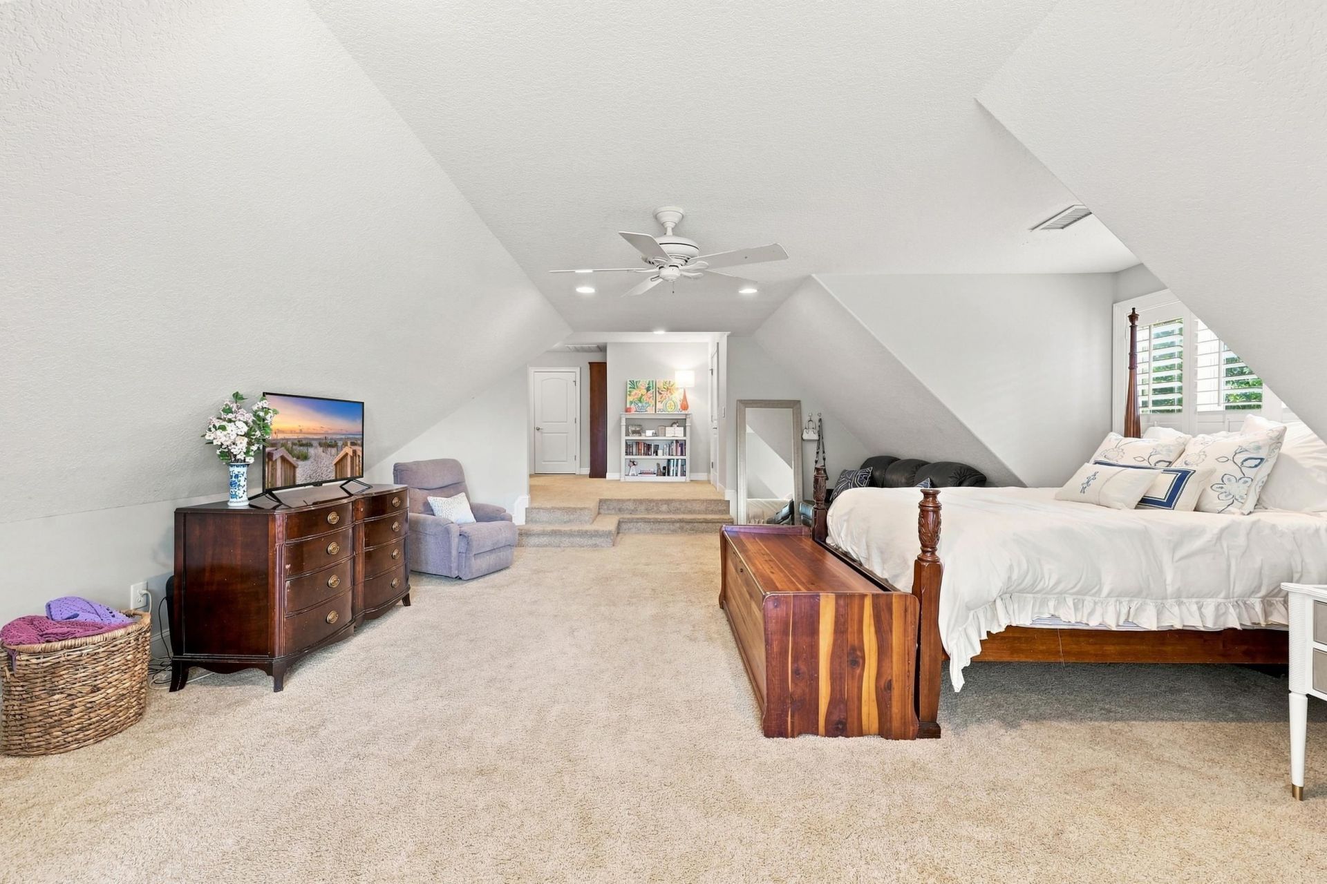 460 Chamberlin Dr. Photo 44