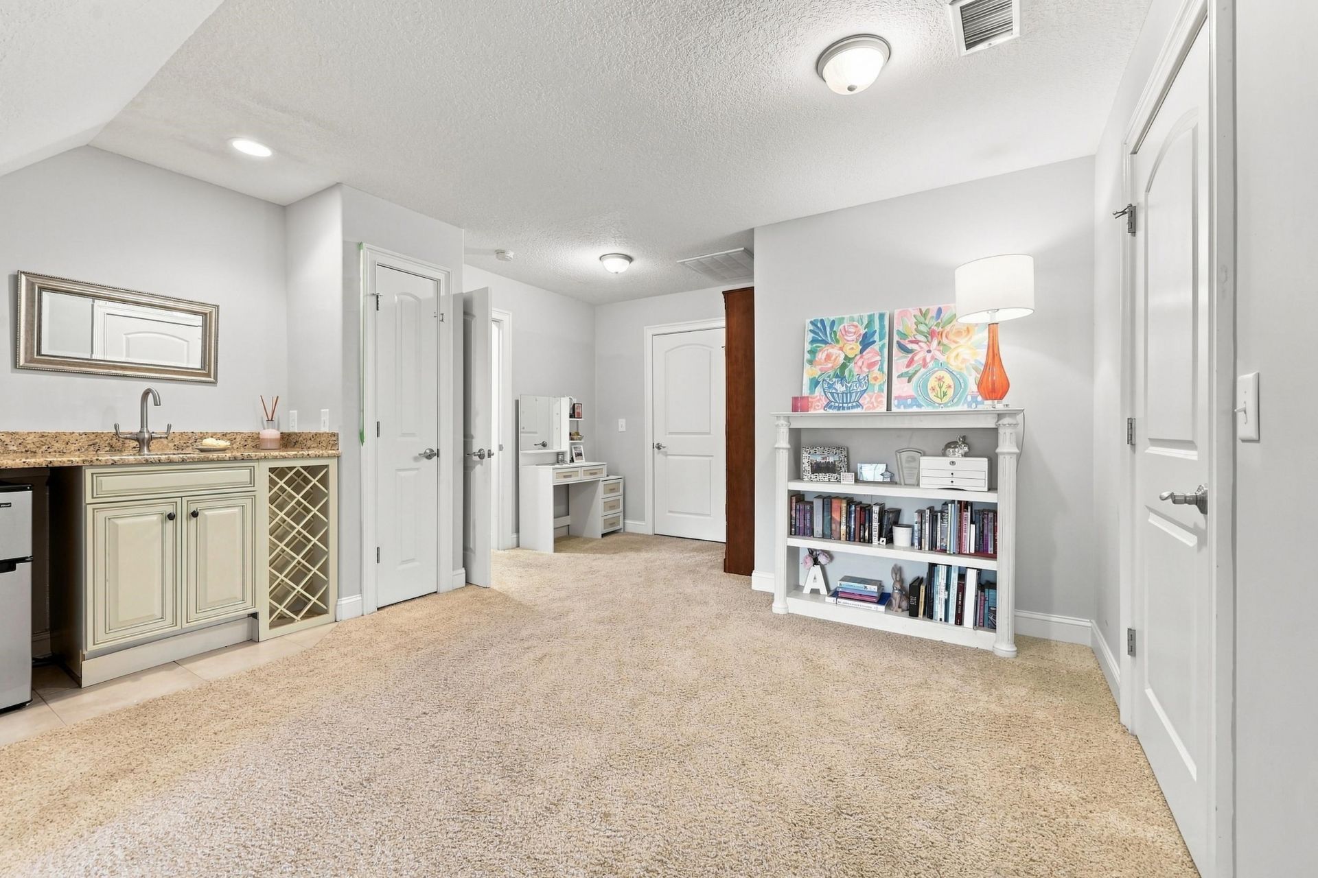 460 Chamberlin Dr. Photo 45