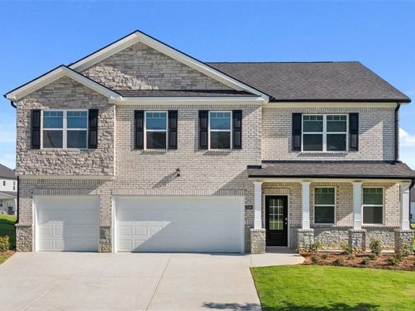 181 Sandy Oak Drive, Loganville, GA 30052
