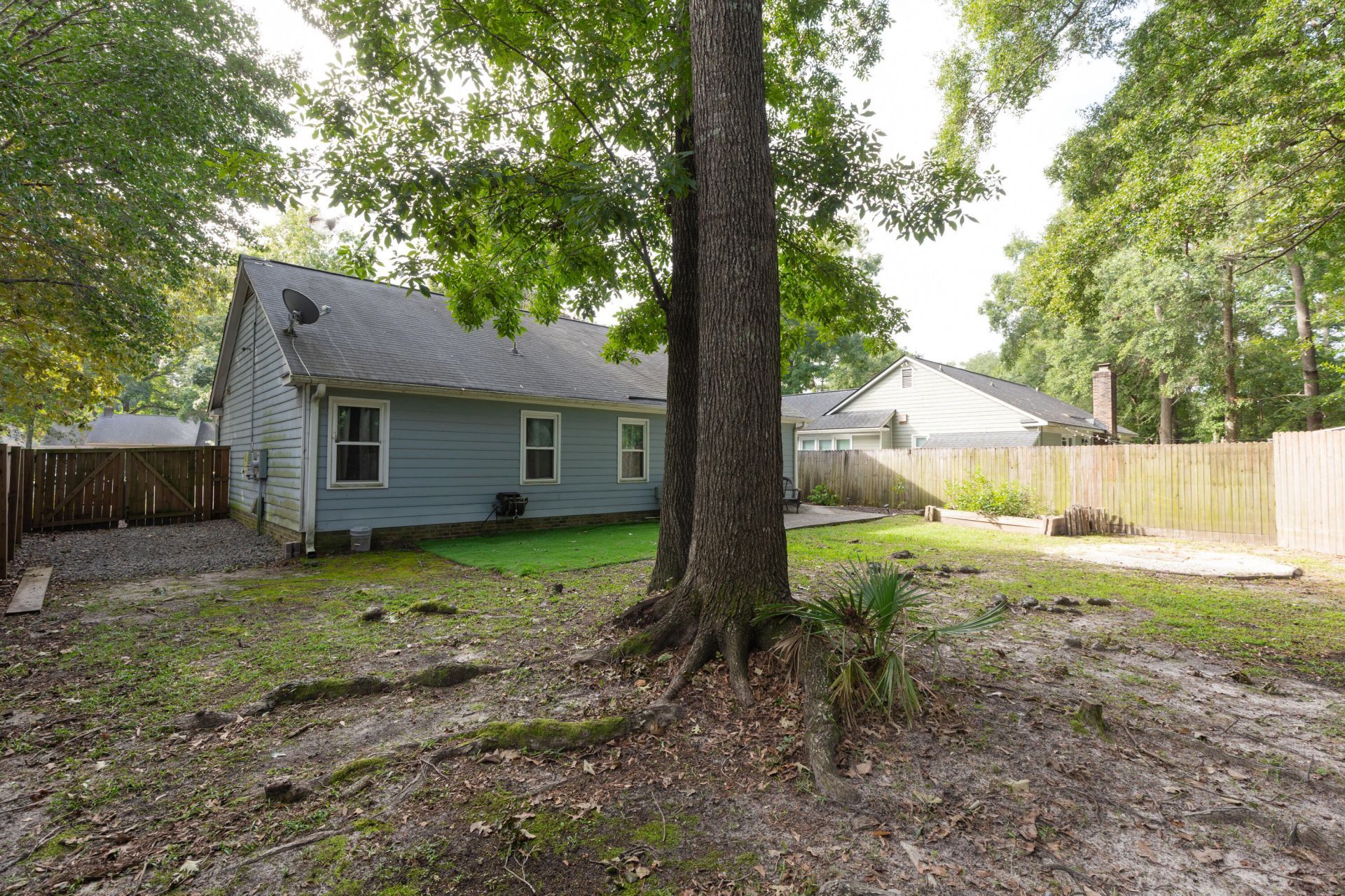 121 Mill Pond Court Photo 16