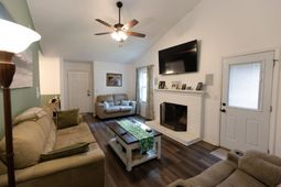 121 Mill Pond Court photo 4