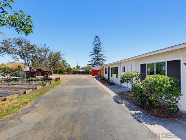 2805 Massachusetts Ave., Lemon Grove, CA 91945