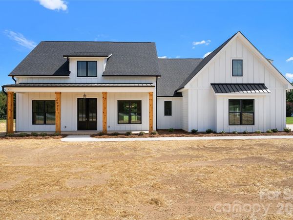 1925 Snyders store Road , Wingate, NC 28174