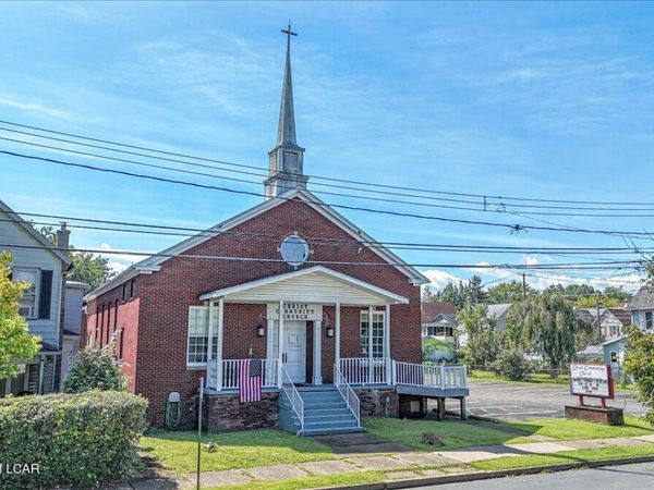 100 W Dorrance Street, Kingston, PA 18704