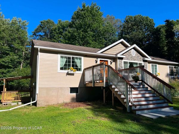715 Foster Avenue, White Haven, PA 18661