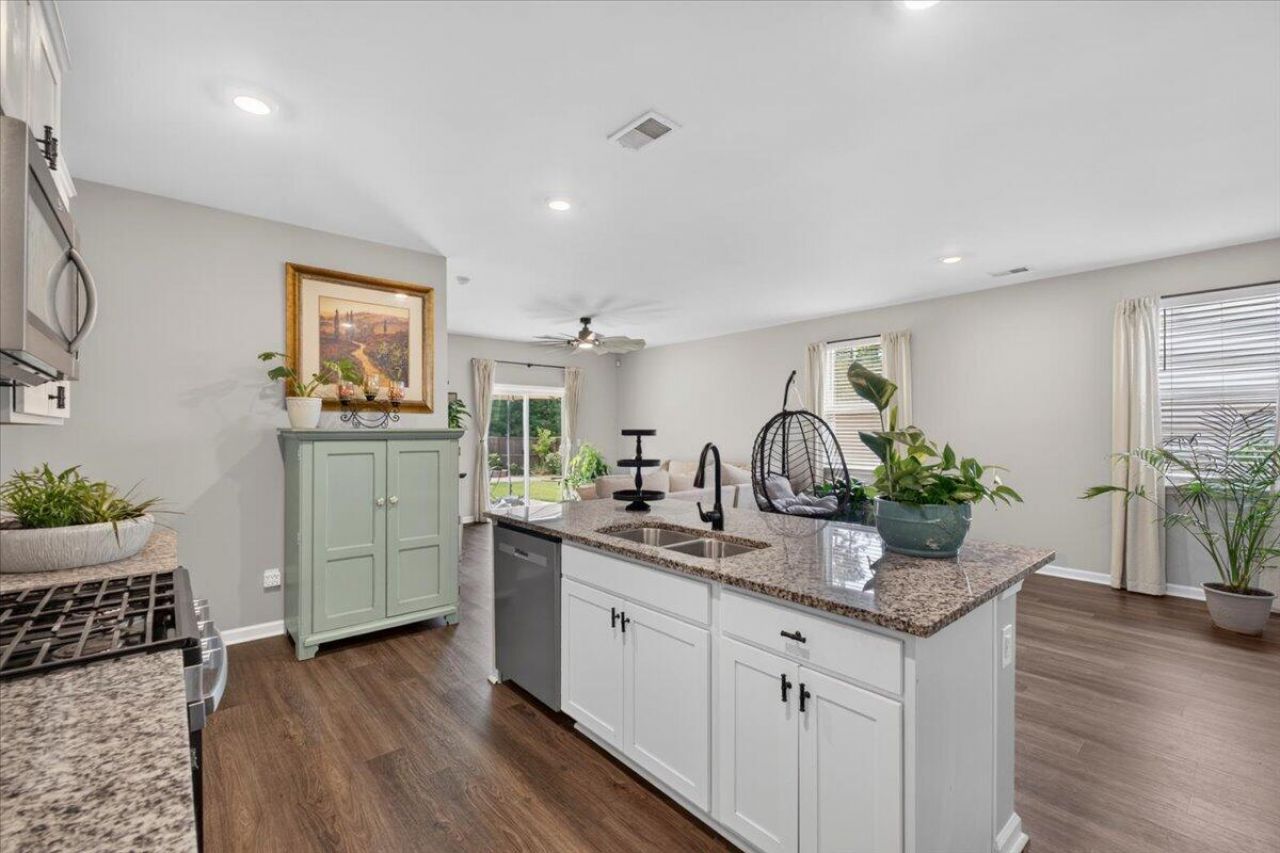 464 Cedarview Road Photo 15