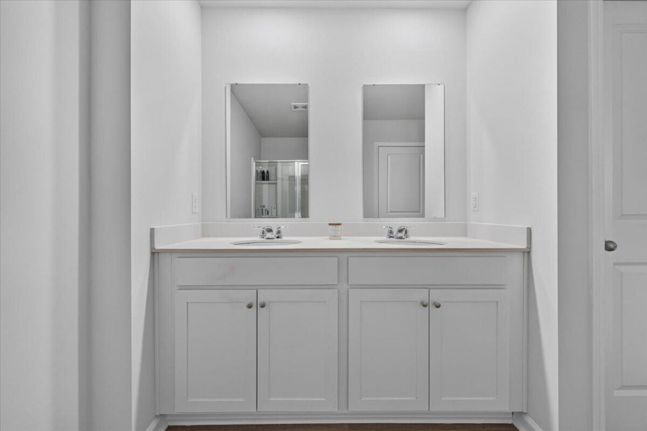 464 Cedarview Road Photo 24