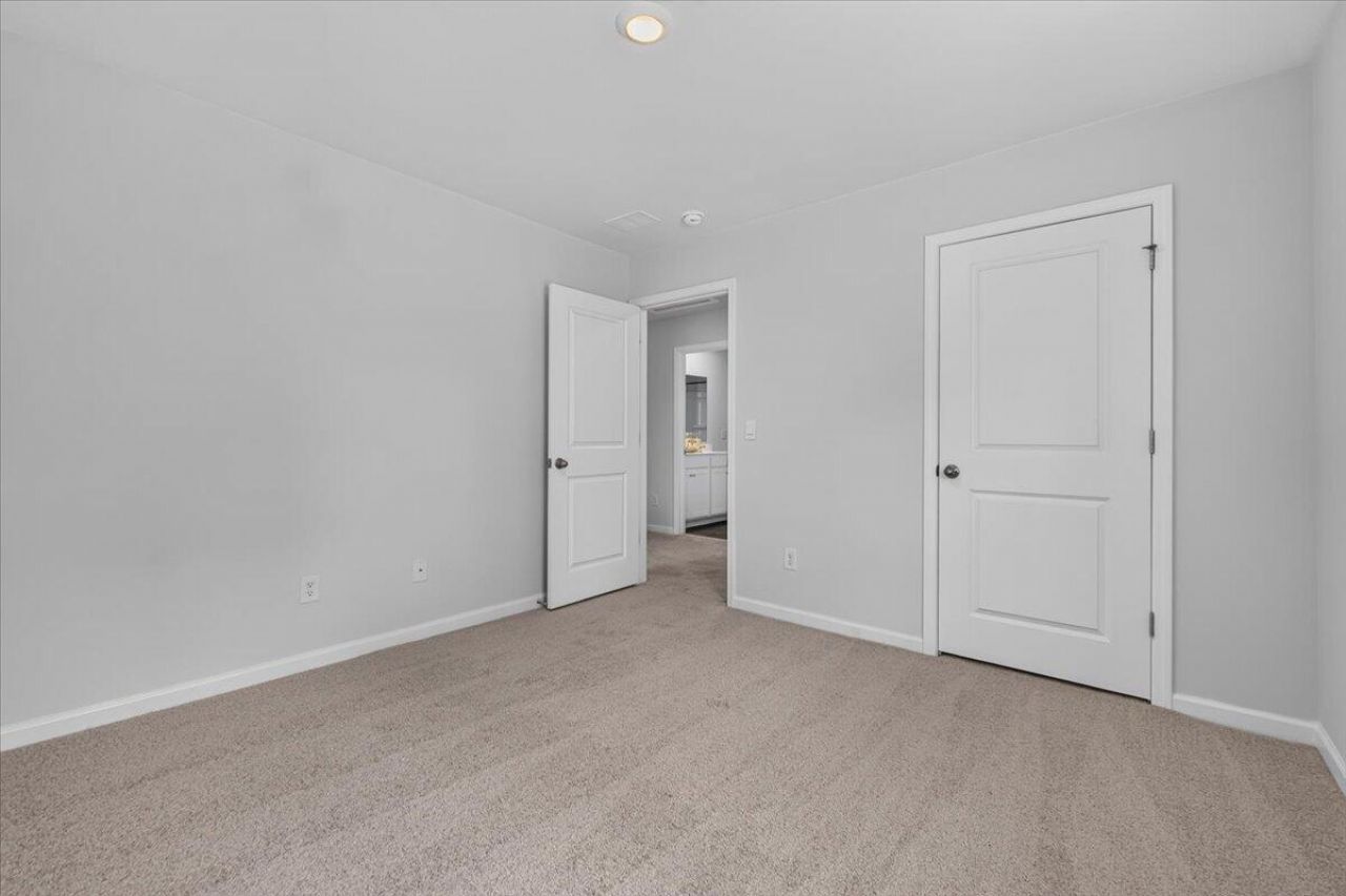 464 Cedarview Road Photo 30