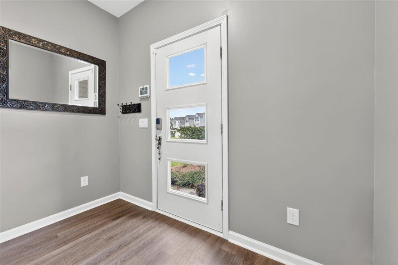 464 Cedarview Road Photo 5