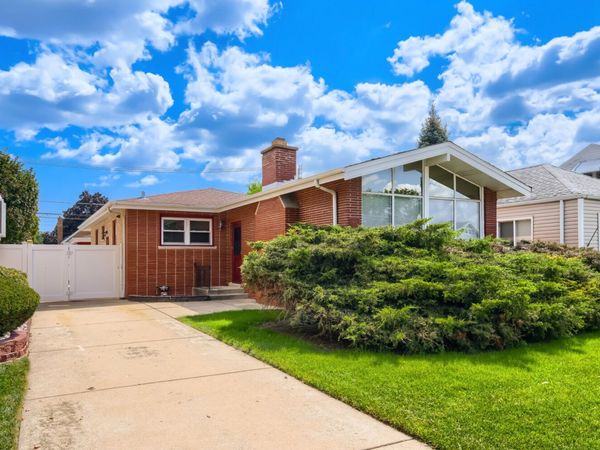 11209 S Kedzie Avenue , Chicago, IL 60655