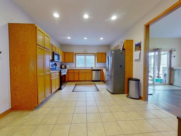 545 S Huntley Street , Maple Park, IL 60151