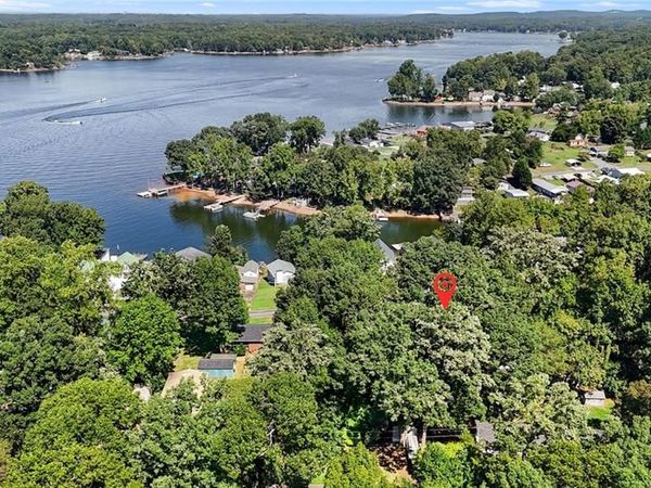 444 S Shore Drive , Lexington, NC 27292