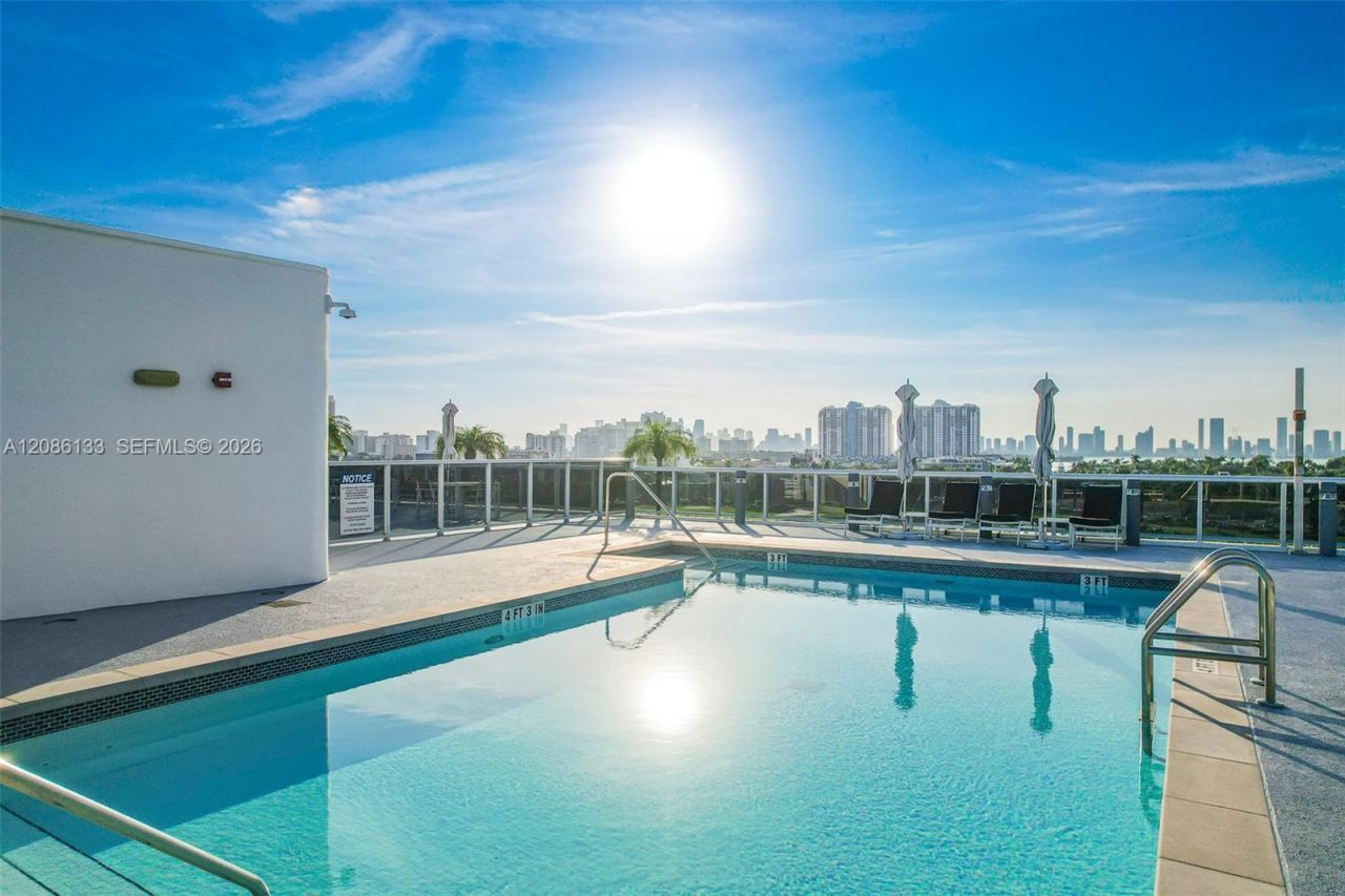 2001 Meridian Ave, Unit 307, Miami Beach, FL 33139 Photo