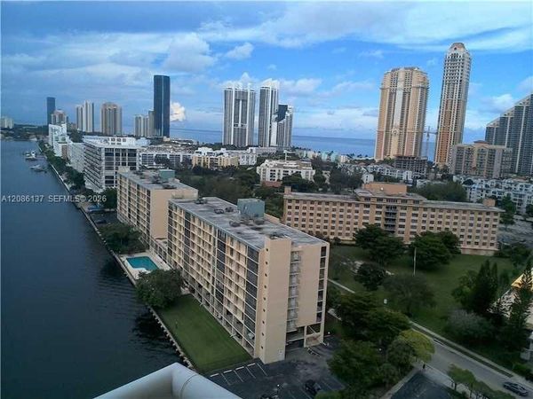 251 174 , Unit 1601, Sunny Isles Beach, FL 33160
