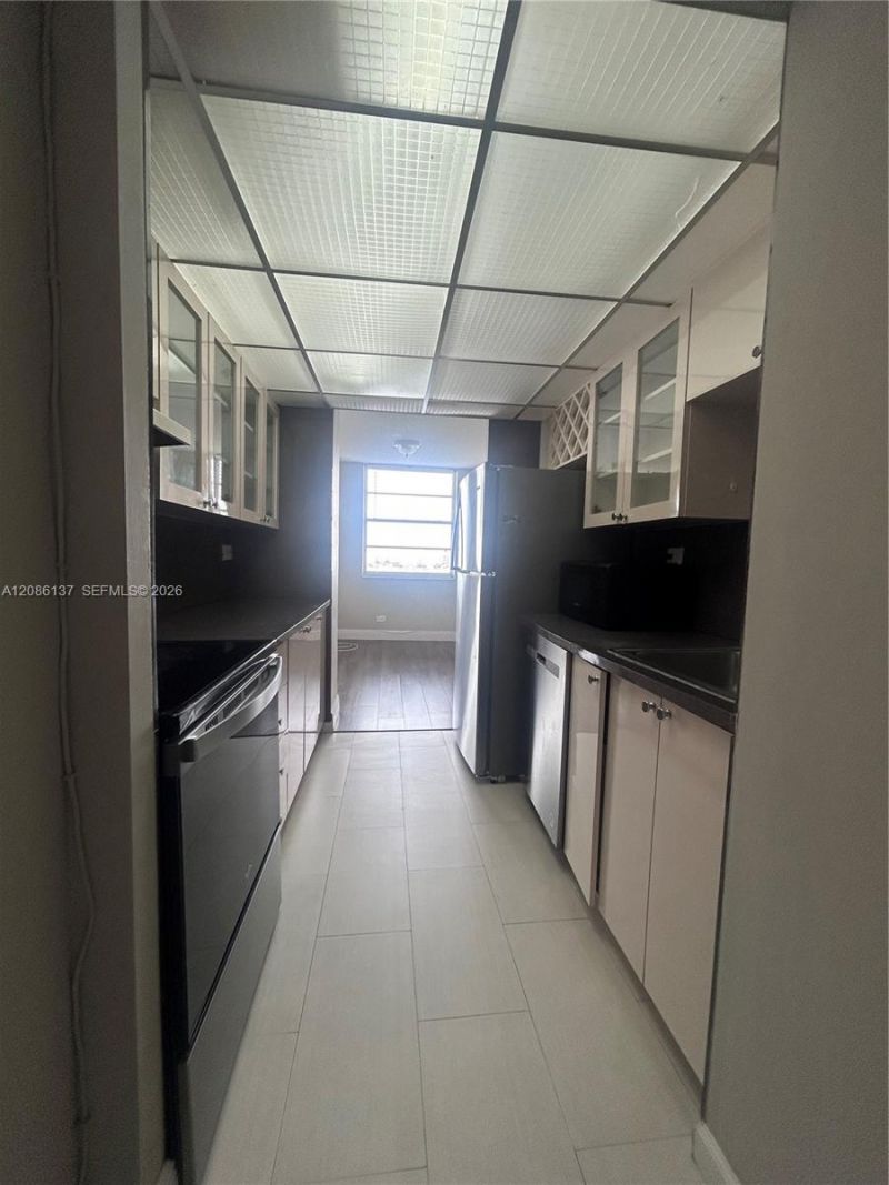251 174, Unit 1601, Sunny Isles Beach, FL 33160 Photo