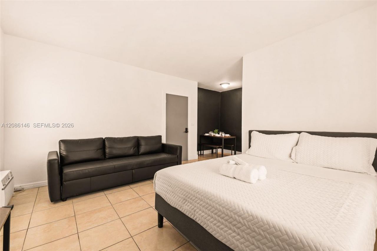 7340 Harding Ave, Unit 7, Miami Beach, FL 33141 Photo