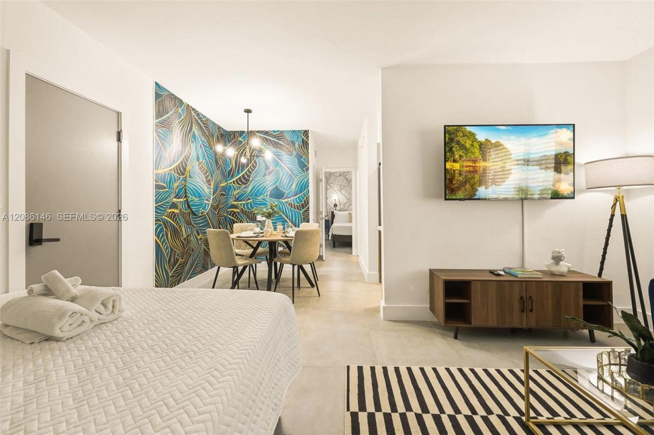 7340 Harding Ave, Unit 7, Miami Beach, FL 33141 Photo