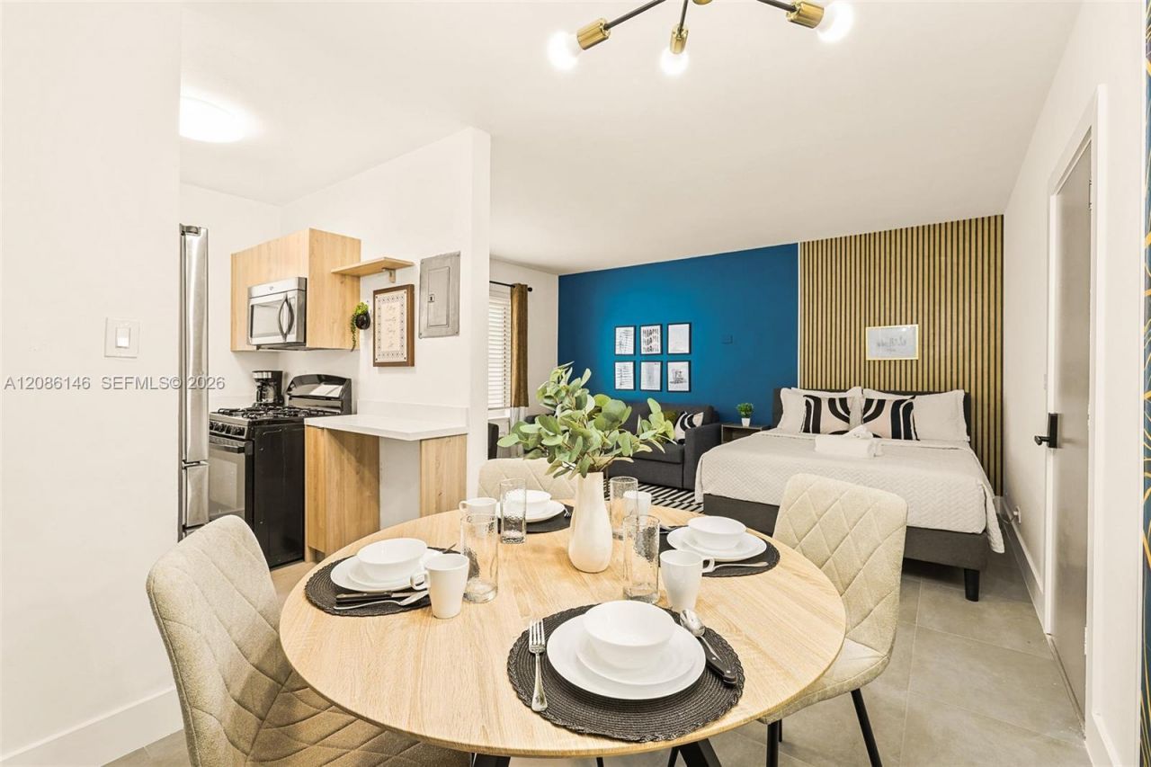 7340 Harding Ave, Unit 7, Miami Beach, FL 33141 Photo