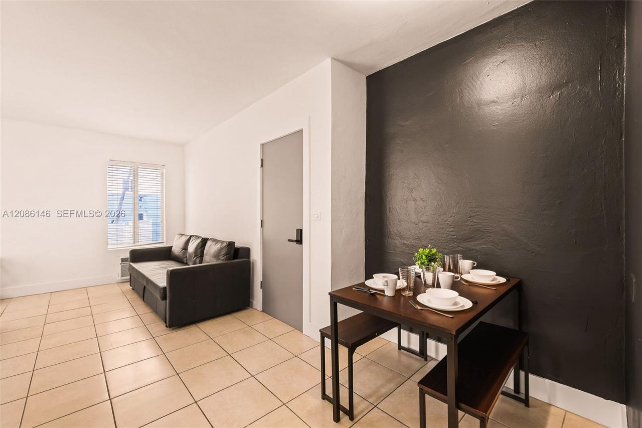 7340 Harding Ave, Unit 7, Miami Beach, FL 33141 Photo