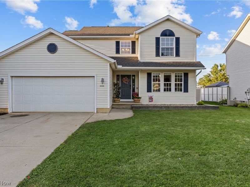 35316 Oxford Court, North Ridgeville, OH 44039 Photo 2