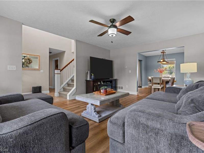 35316 Oxford Court, North Ridgeville, OH 44039 Photo 8