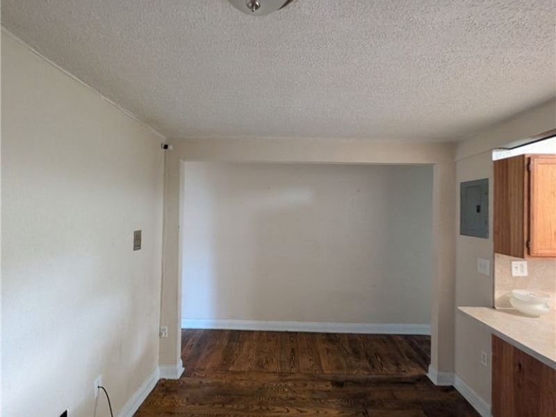 1874 Marloes Avenue, East Cleveland, OH 44112 Photo 25