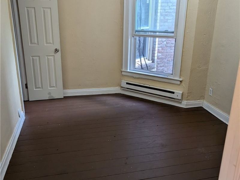 1874 Marloes Avenue, East Cleveland, OH 44112 Photo 5