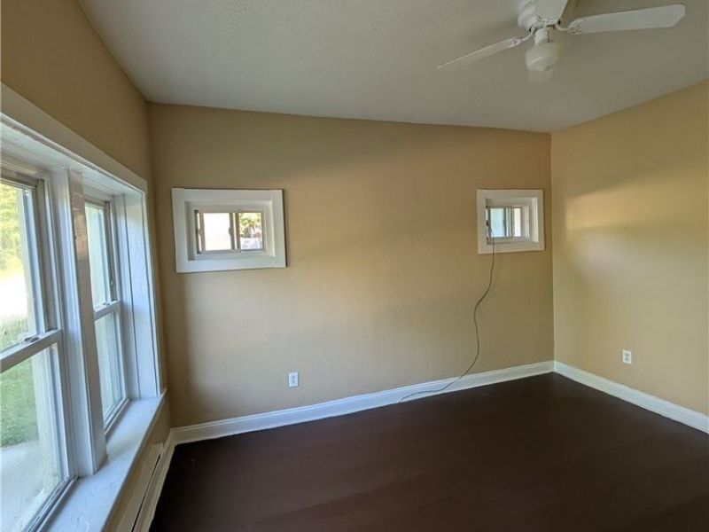 1874 Marloes Avenue, East Cleveland, OH 44112 Photo 9