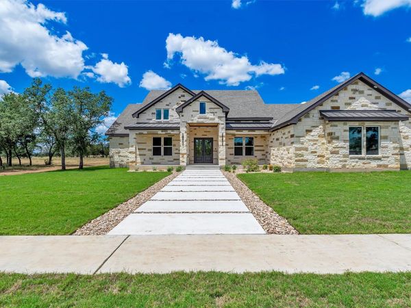 265 Sunday DR, Burnet, TX 78611