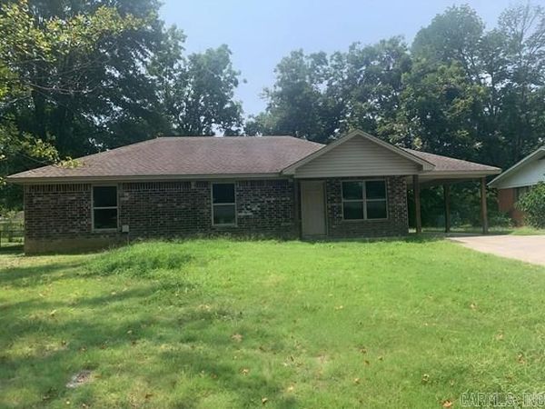121 Cloverdale , Searcy, AR 72143