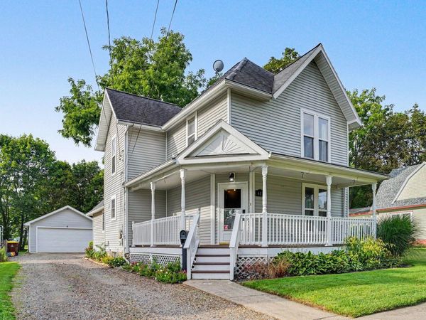 617 W Green Street, Marshall, MI 49068