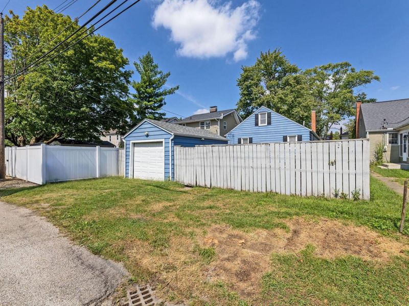 577 E Weber Road, Columbus, OH 43202 Photo 31