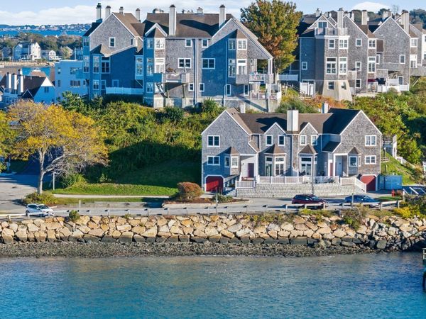 1 Marina Dr, Unit 1, Hull, MA 02045