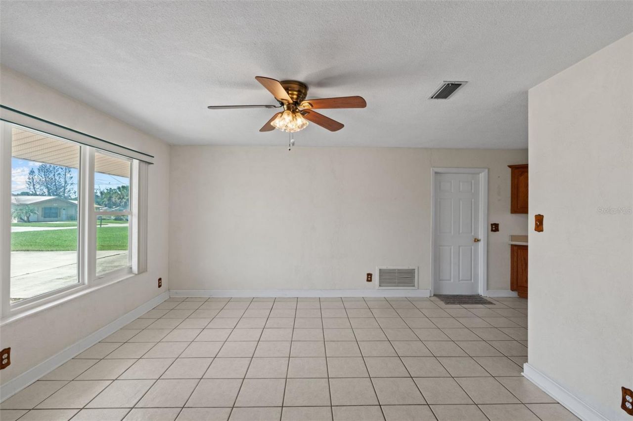 1630 Paradise Lane, Astor, FL 32102 Photo