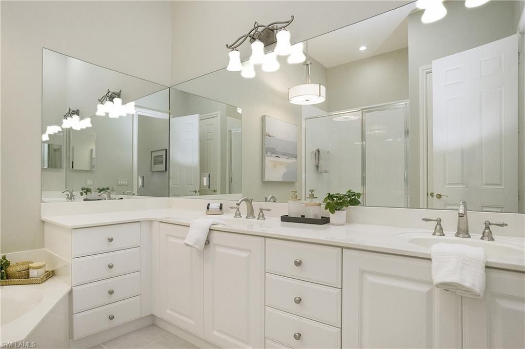 3093 Aviamar Cir, Unit 7-203, Naples, FL 34114 Photo