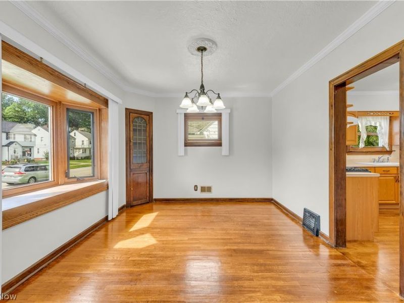5110 Albertly Avenue, Parma, OH 44134 Photo 8