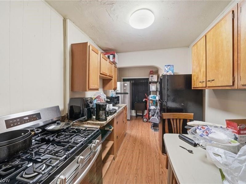 13611 Beachwood Avenue, Cleveland, OH 44105 Photo 21