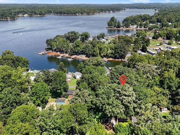 444 S Shore Drive , Lexington, NC 27292