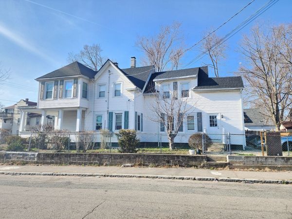 806 Warren Ave, Unit 1, Brockton, MA 02301