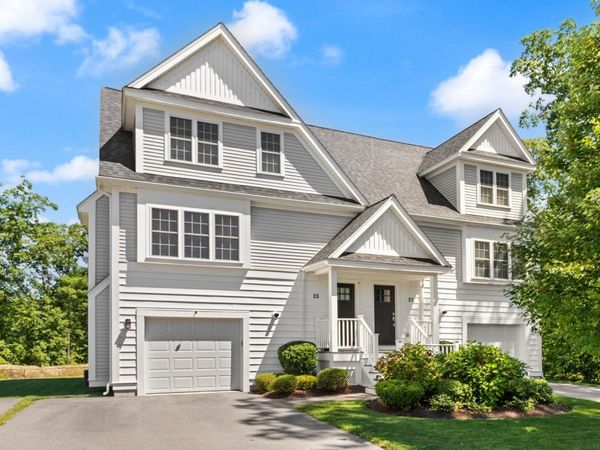 25 Craftsman Ct, Unit 25, Grafton, MA 01560
