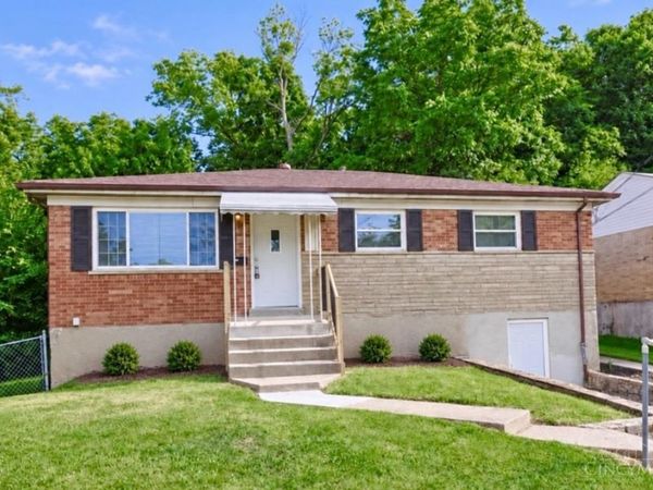 3065 Aquadale Lane, Cincinnati, OH 45211