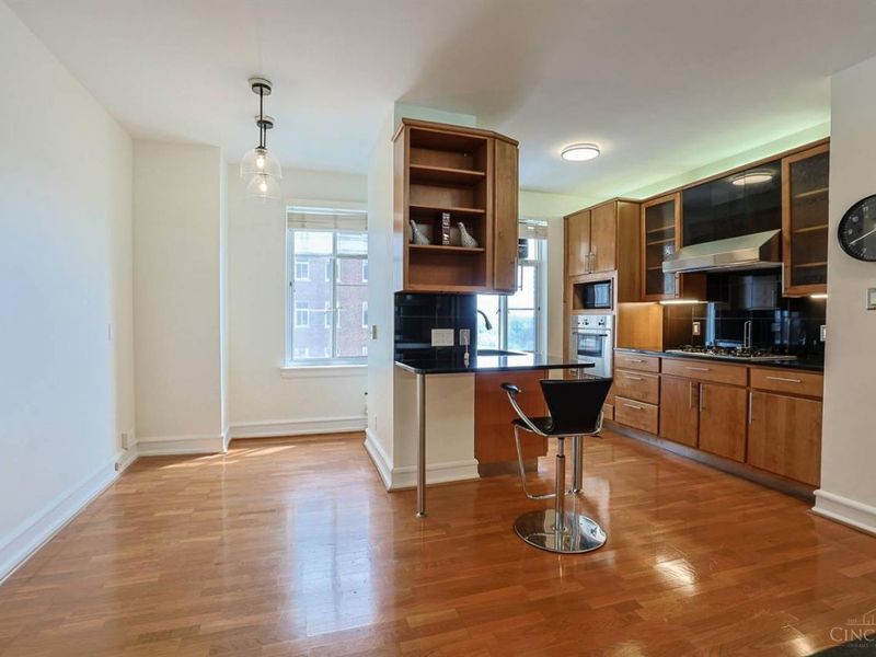 3900 Rose Hill Avenue, Unit 801B, Cincinnati, OH 45229 Photo 28