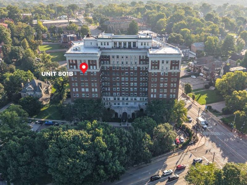3900 Rose Hill Avenue, Unit 801B, Cincinnati, OH 45229 Photo 3