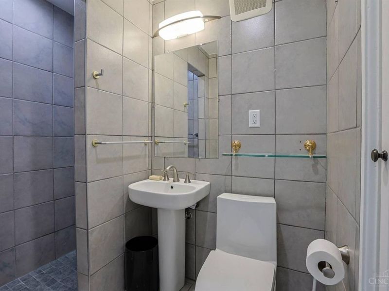 3900 Rose Hill Avenue, Unit 801B, Cincinnati, OH 45229 Photo 35