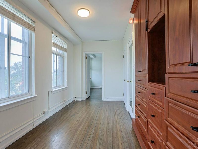 3900 Rose Hill Avenue, Unit 801B, Cincinnati, OH 45229 Photo 43