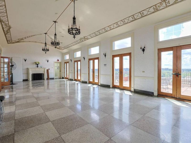 3900 Rose Hill Avenue, Unit 801B, Cincinnati, OH 45229 Photo 61