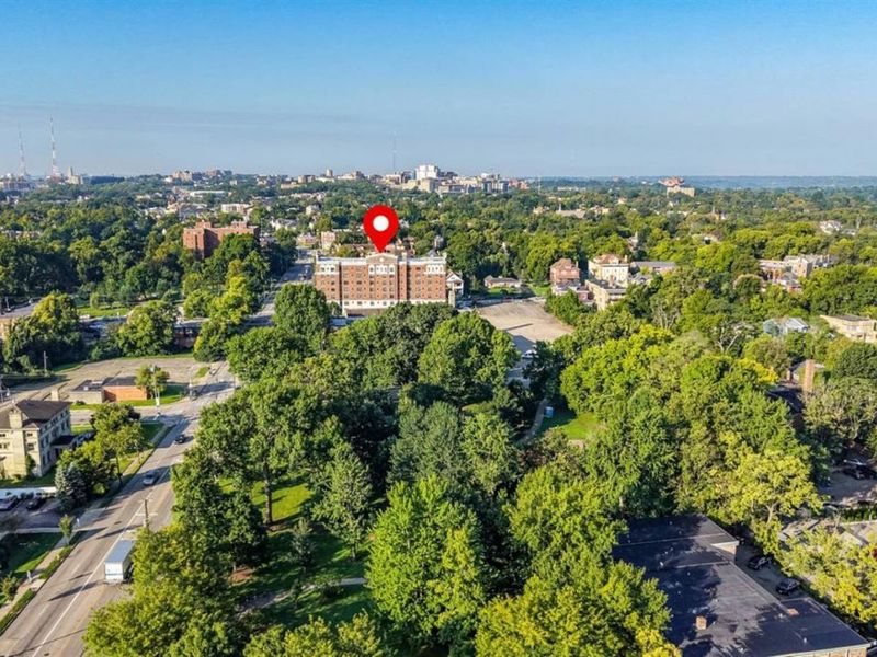 3900 Rose Hill Avenue, Unit 801B, Cincinnati, OH 45229 Photo 71